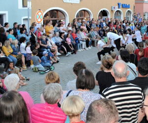 Festbühne für die Lebensfreude